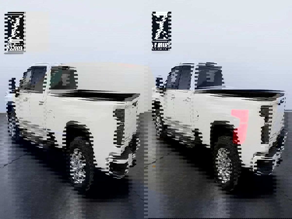 Used 2024 Chevrolet Silverado 2500 High Country w/ High Country Premium Package image 4