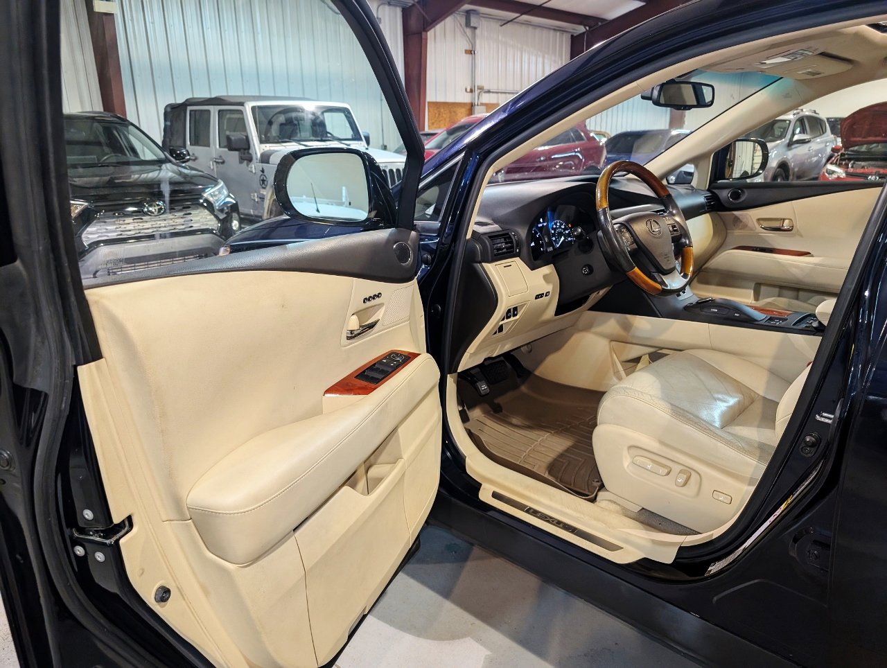 Used 2010 Lexus RX 350 AWD image 14