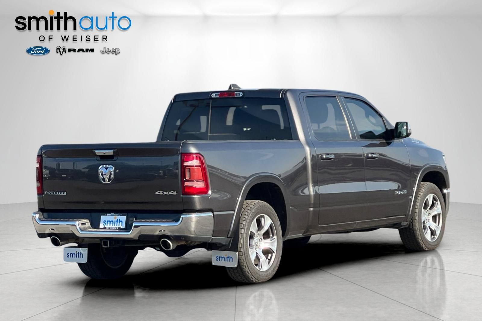Used 2019 RAM 1500 Laramie AWD/4WD image 4