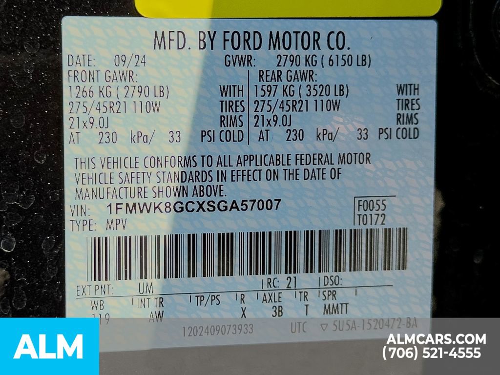 Used 2025 Ford Explorer ST image 37