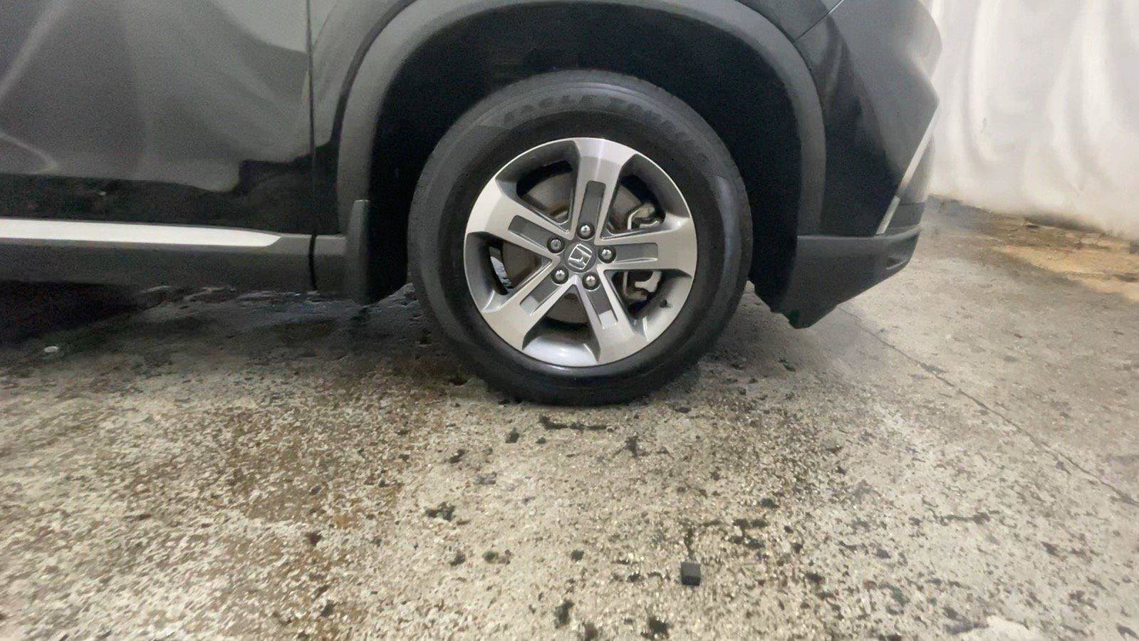 Certified 2025 Honda Pilot EX-L image 18