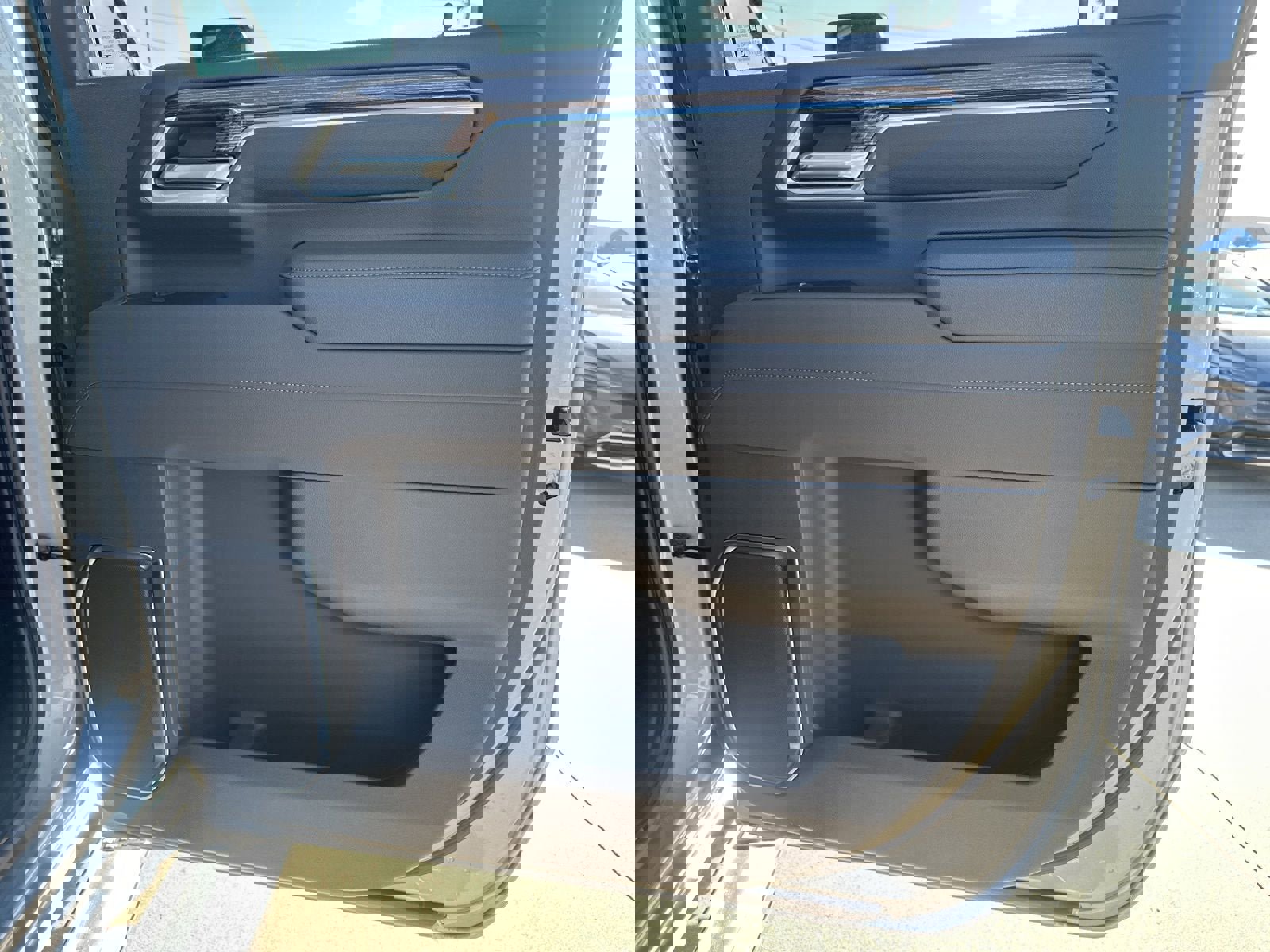 New 2026 GMC Sierra 2500 SLE w/ SLE Value Package; image 18