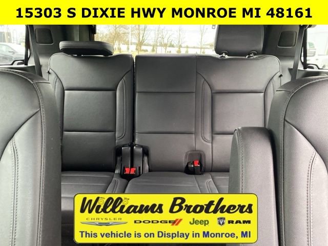 Used 2022 Chevrolet Tahoe LT w/ Luxury Package image 25