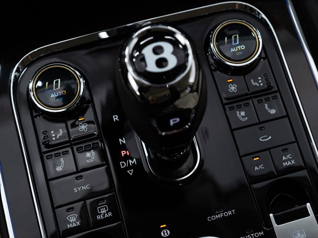 Used 2020 Bentley Flying Spur W12 AWD/4WD image 37