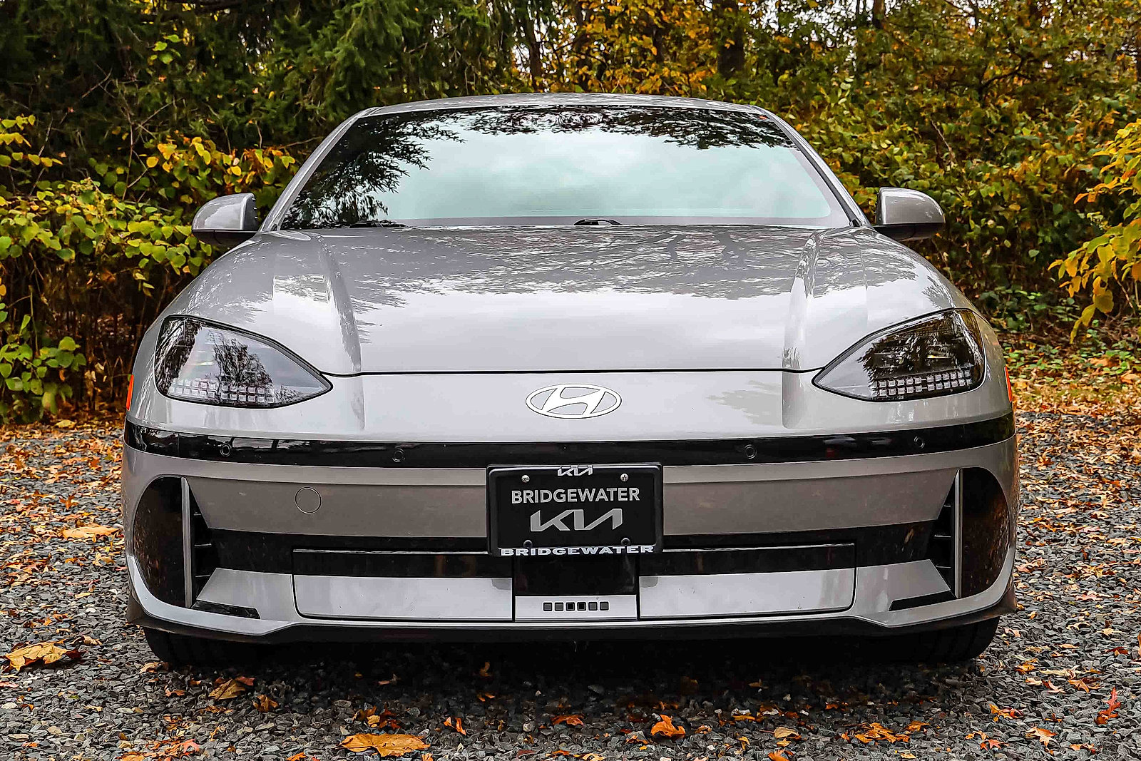 Used 2023 Hyundai Ioniq 6 SEL image 2