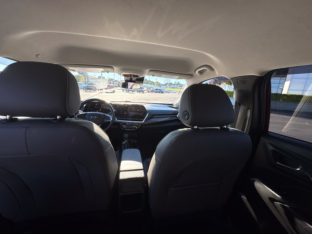 Used 2024 Chevrolet Trax ACTIV w/ Driver Confidence Package FWD image 21