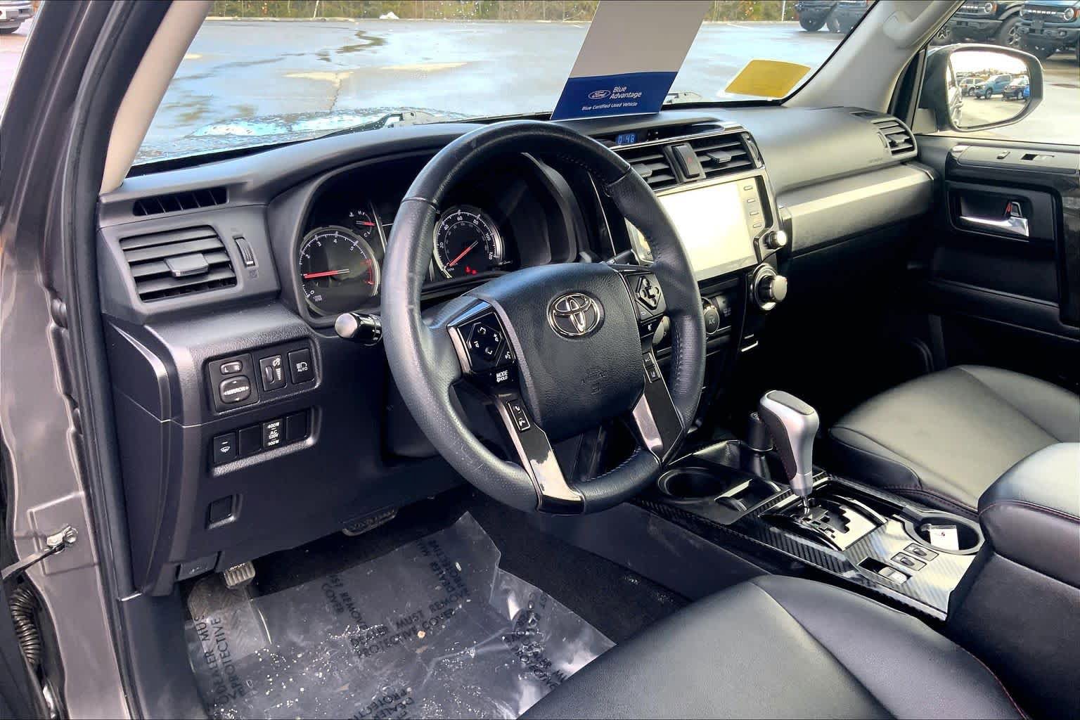 Used 2021 Toyota 4Runner TRD Off-Road Premium AWD/4WD image 18
