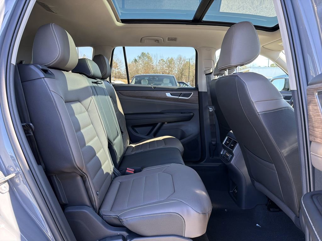 New 2026 Volkswagen Atlas SEL image 19