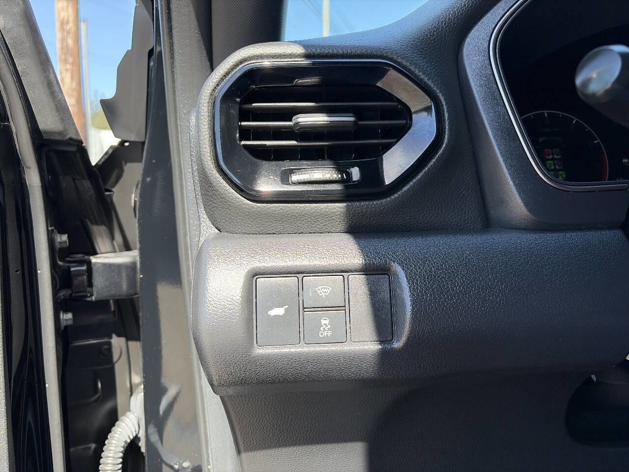 Used 2025 Honda Pilot TrailSport image 42