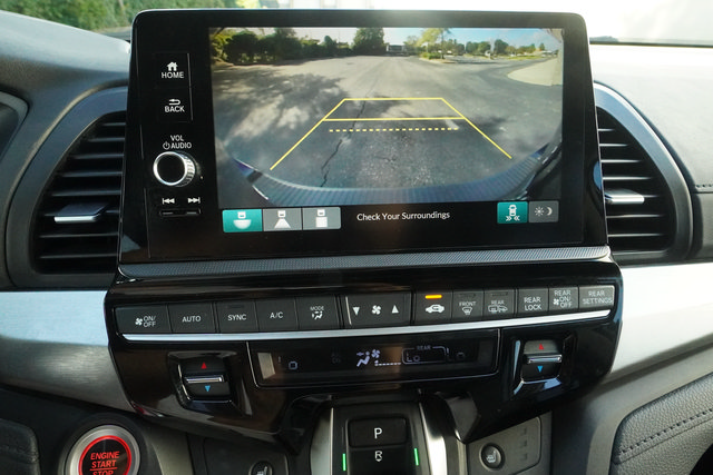Used 2025 Honda Odyssey EX-L image 17