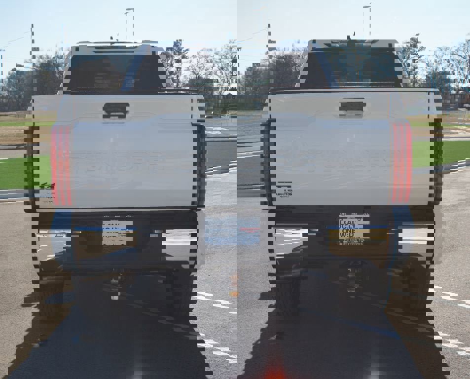 Used 2022 Toyota Tundra SR5 w/ TRD Off-Road Package image 3