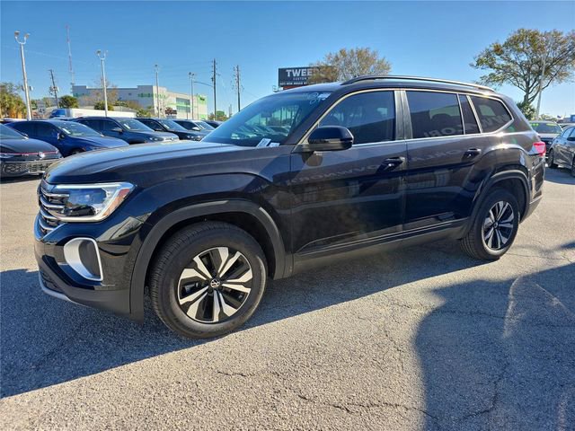 New 2026 Volkswagen Atlas SE image 6