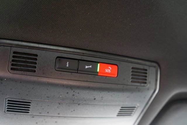 Used 2024 Volkswagen Jetta Sport image 32