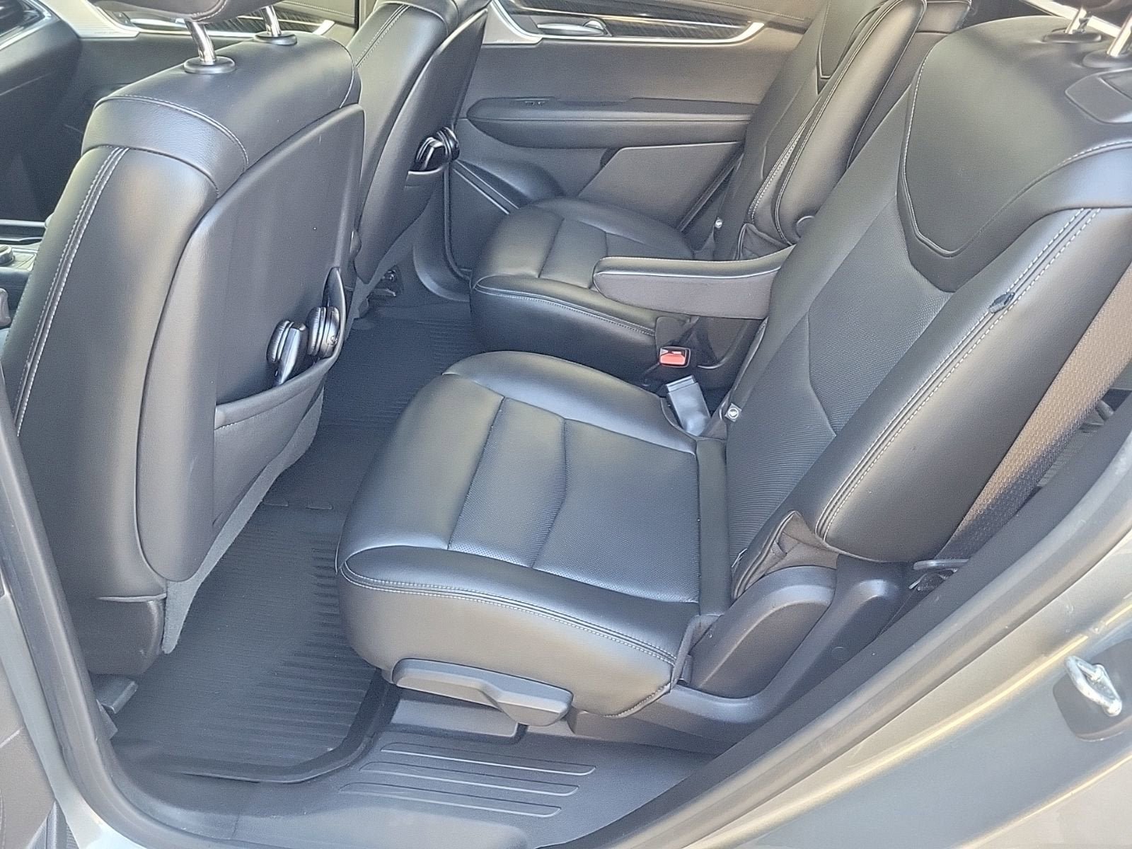 Certified 2021 Cadillac XT6 Premium Luxury image 14