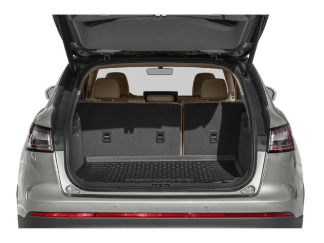 Used 2022 Lincoln Nautilus Reserve image 11