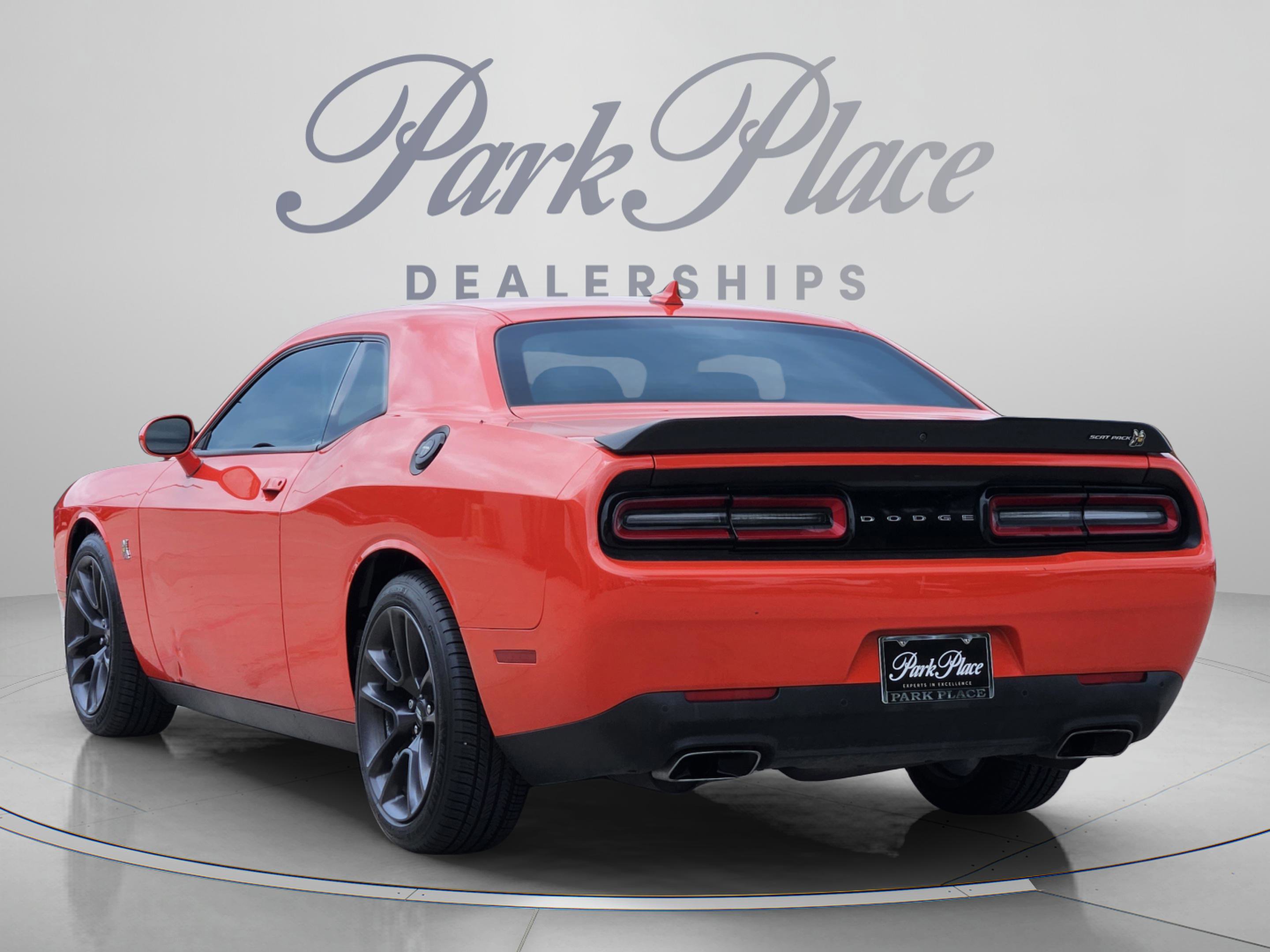 Used 2021 Dodge Challenger R/T Scat Pack RWD image 3