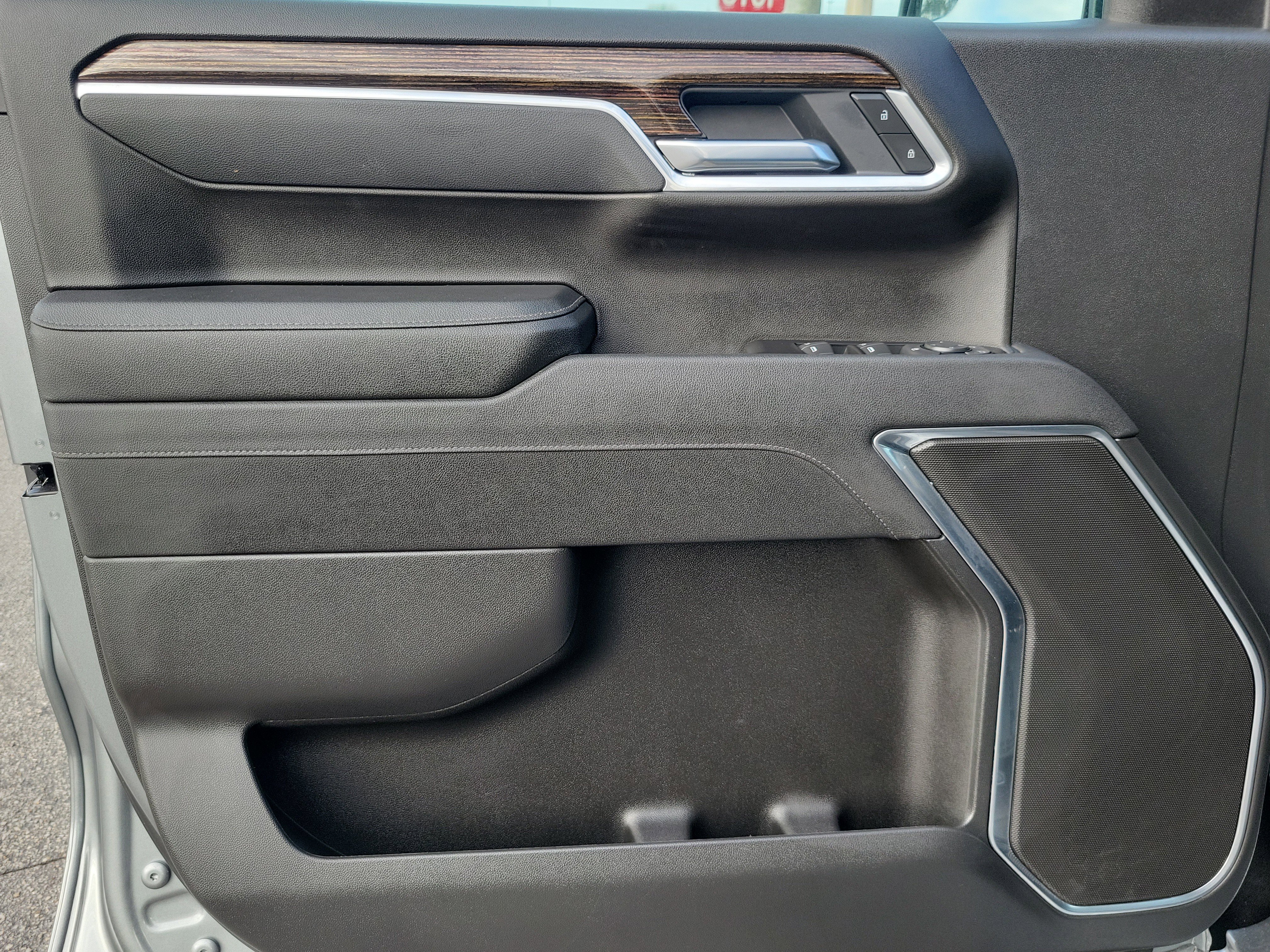 Used 2026 GMC Sierra 1500 Elevation w/ Elevation Select Package RWD image 23