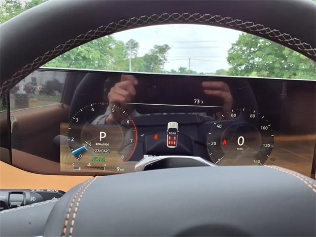 New 2025 Nissan Armada Platinum Reserve image 14