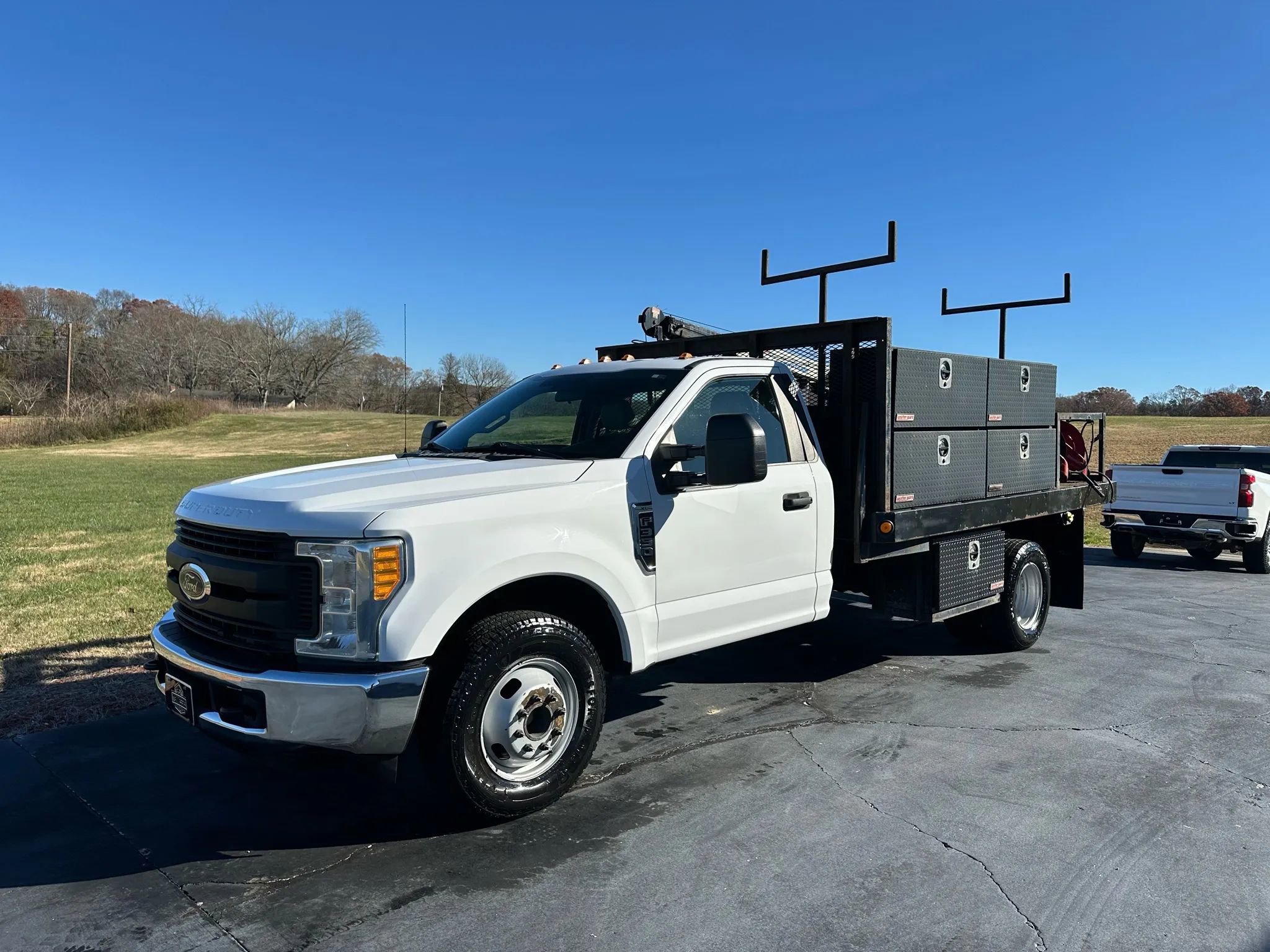 Used 2017 Ford F350 XL w/ XL Value Package image 2