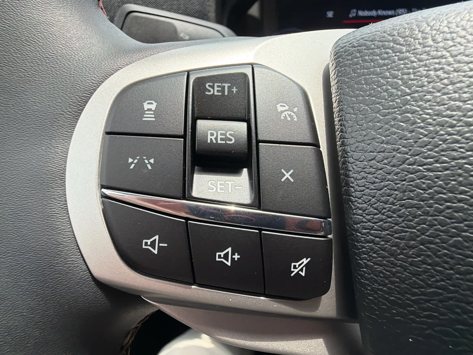 New 2026 Ford Explorer Active w/ Active Comfort Package AWD/4WD image 19
