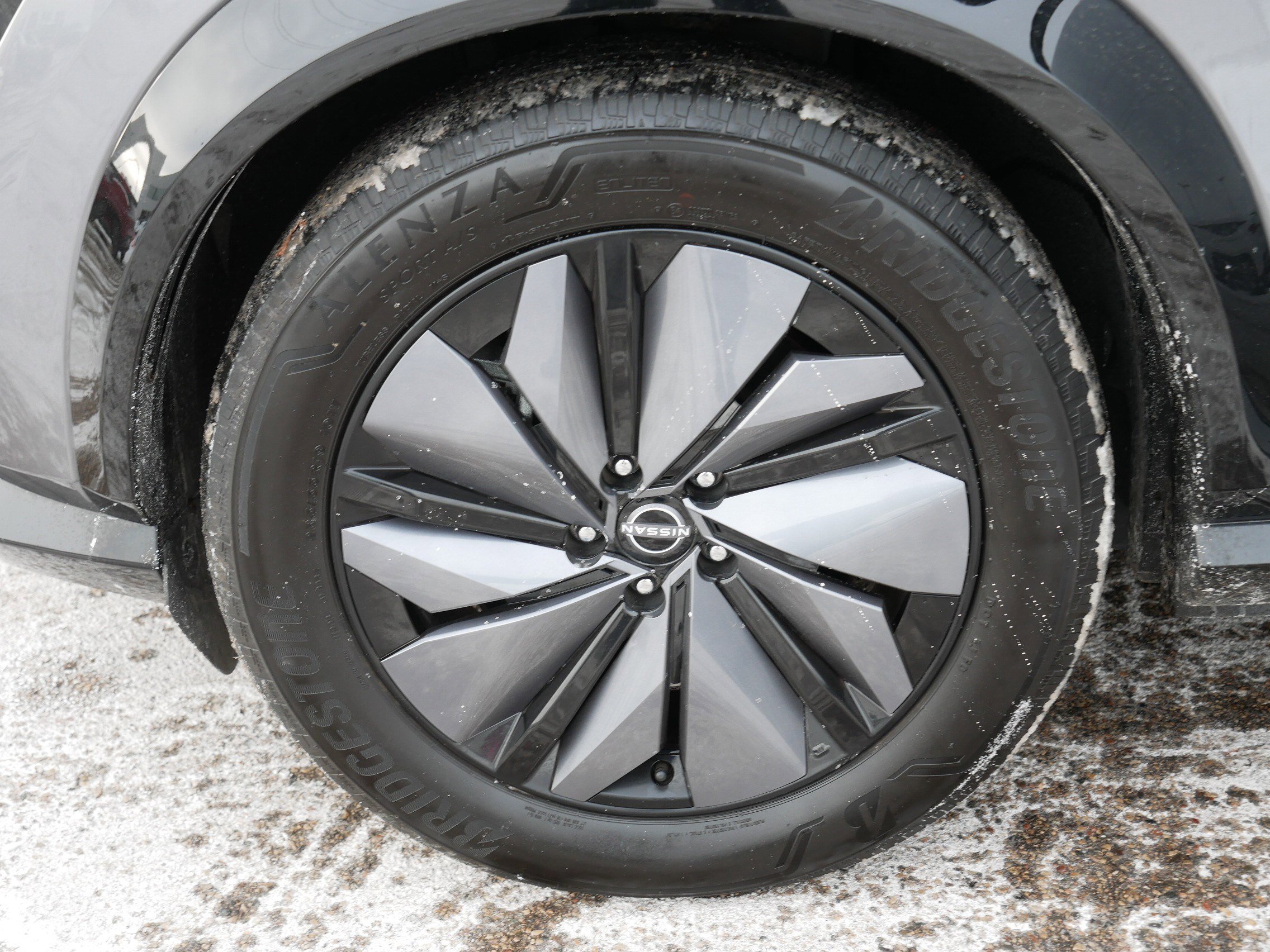 Certified 2023 Nissan Ariya AWD image 15