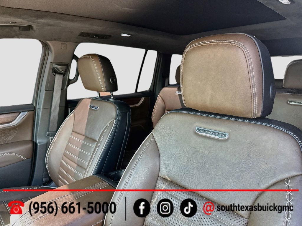 Used 2026 GMC Acadia Denali Ultimate FWD image 13