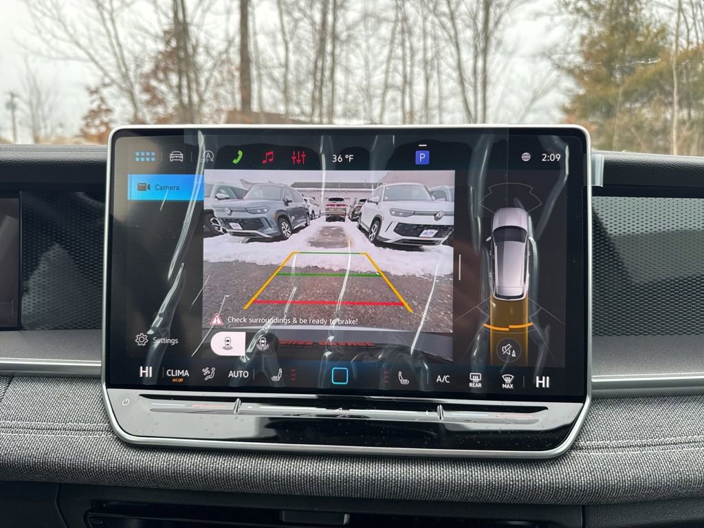 New 2026 Volkswagen Tiguan S image 21