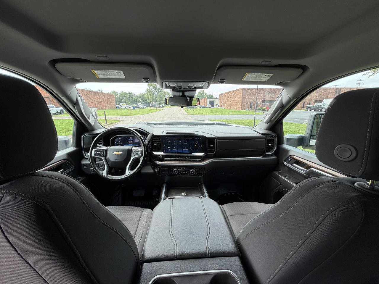 Used 2024 Chevrolet Silverado 3500 LT w/ Convenience Package AWD/4WD image 39