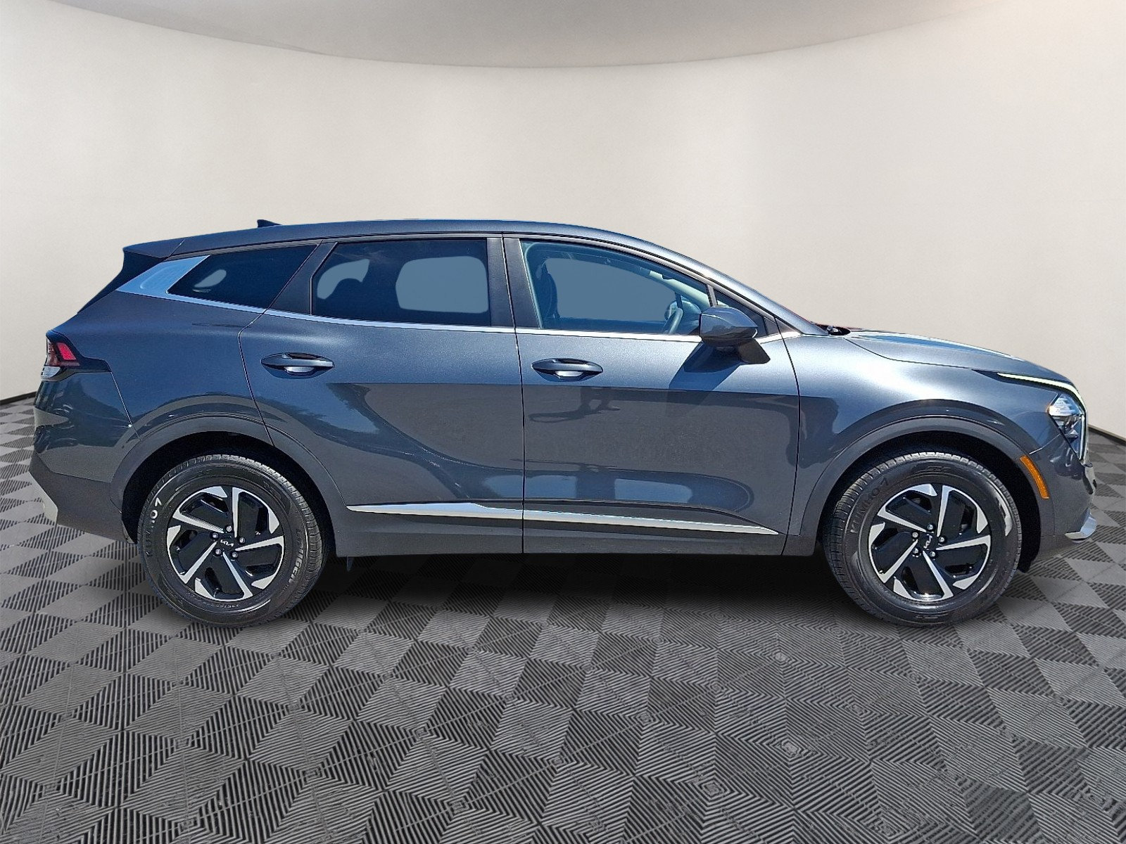 Certified 2023 Kia Sportage LX AWD/4WD image 7