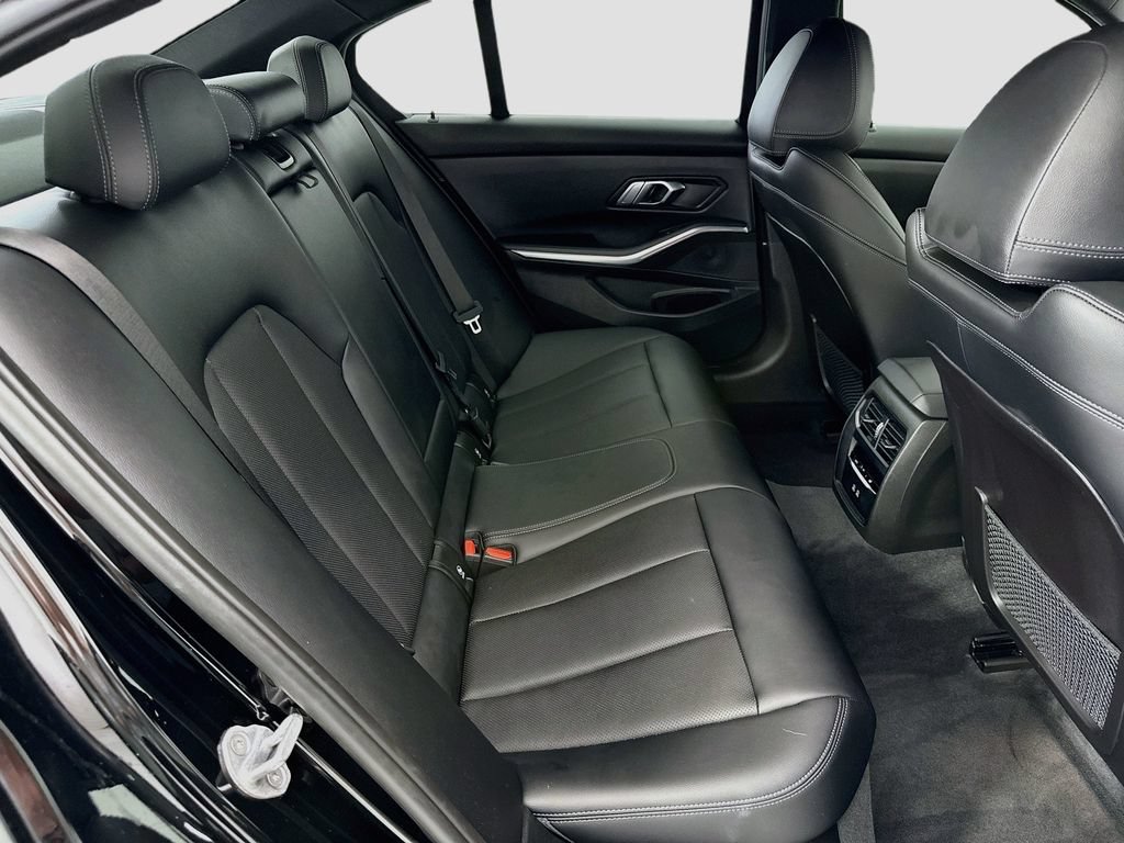 Certified 2023 BMW 330i Sedan w/ Convenience Package RWD image 21