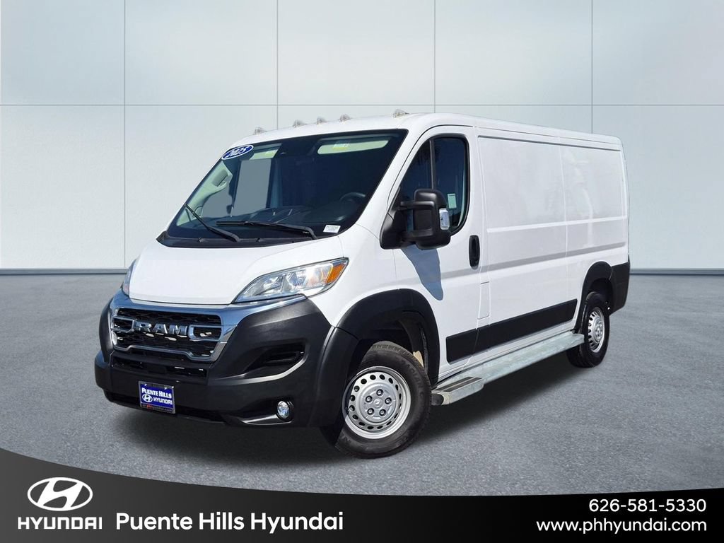 Used 2025 RAM ProMaster 2500 w/ U-Haul Equipment Group FWD image 1