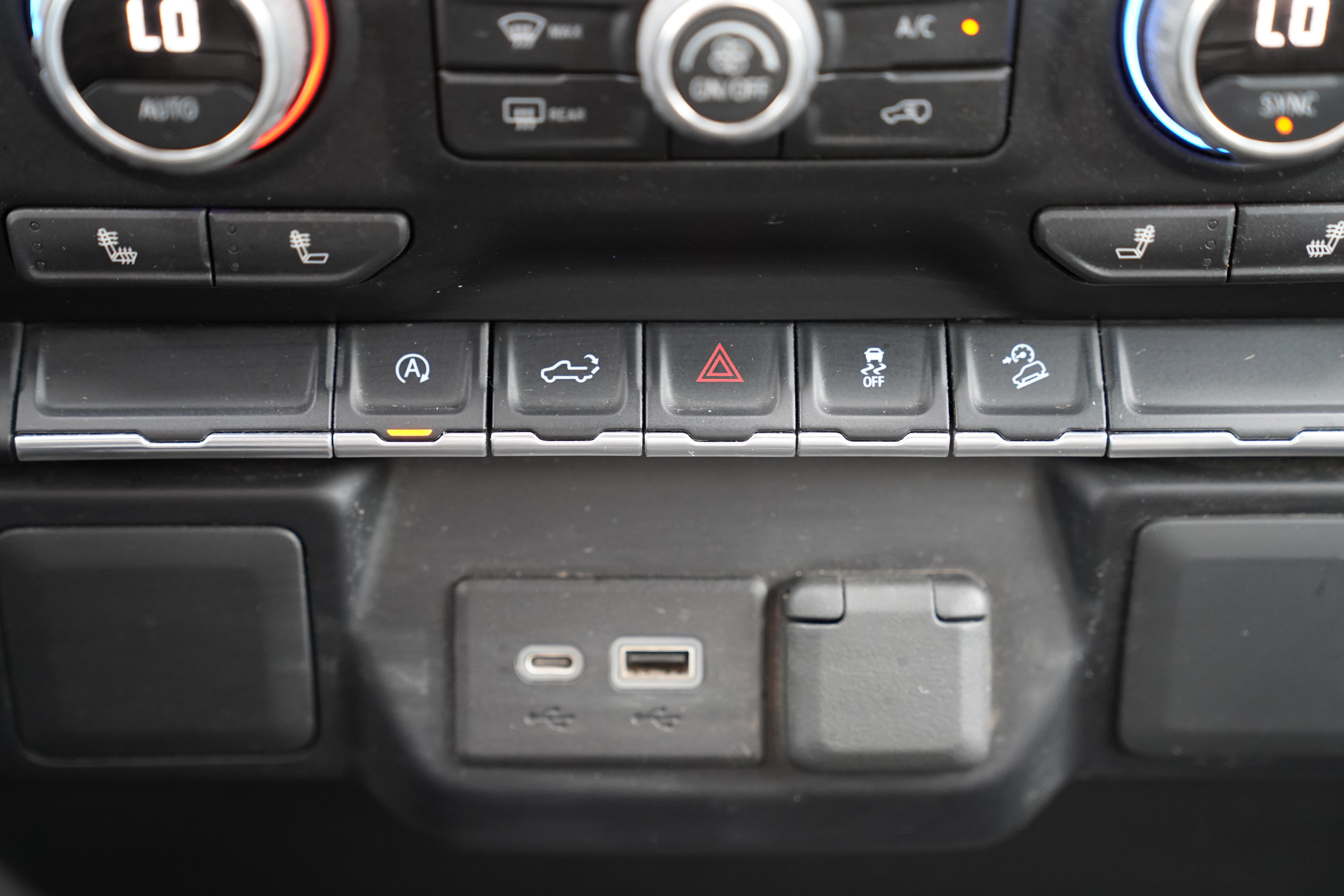 Used 2022 Chevrolet Silverado 1500 RST AWD/4WD image 26