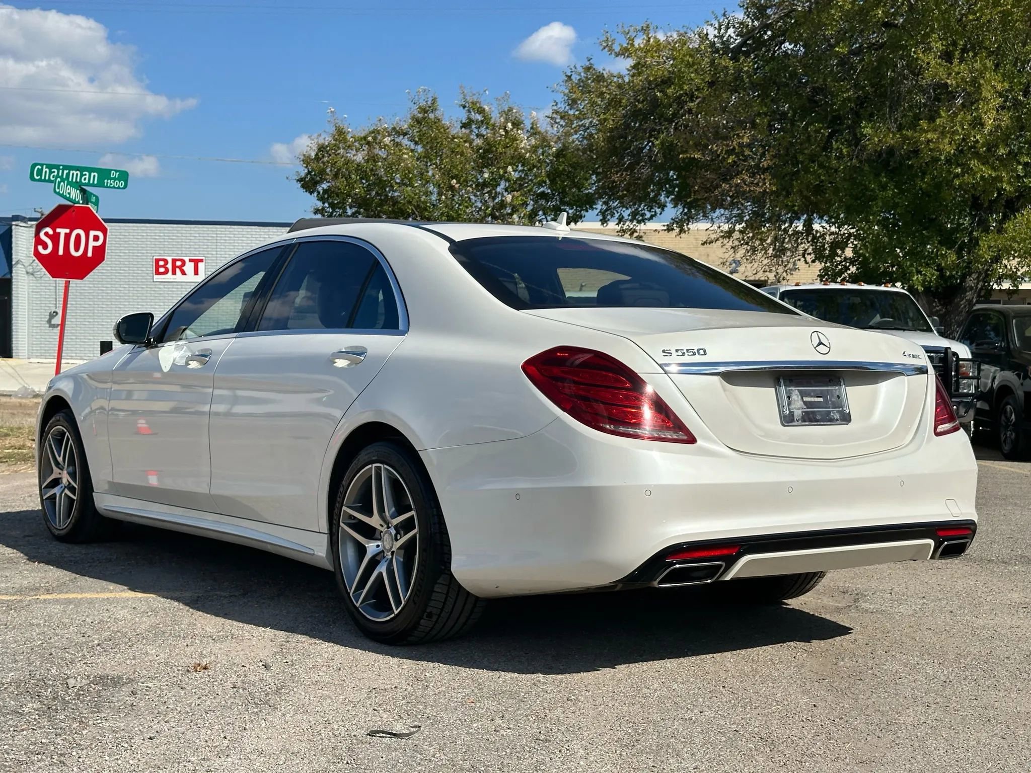 Used 2015 Mercedes-Benz S 550 4MATIC Sedan image 4