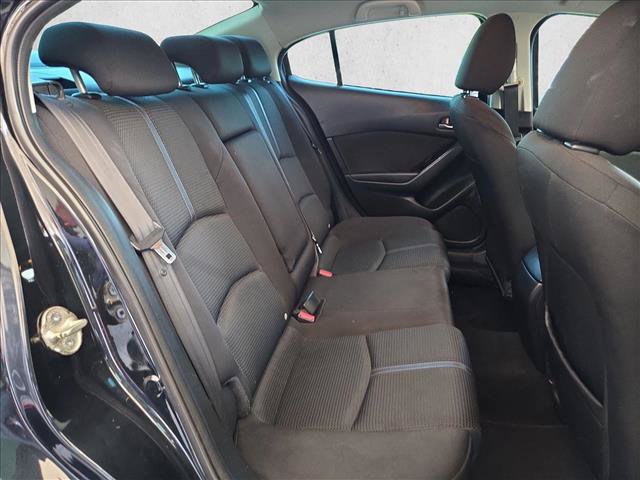 Used 2017 MAZDA MAZDA3 Sport w/ Preferred Equipment Package FWD image 17