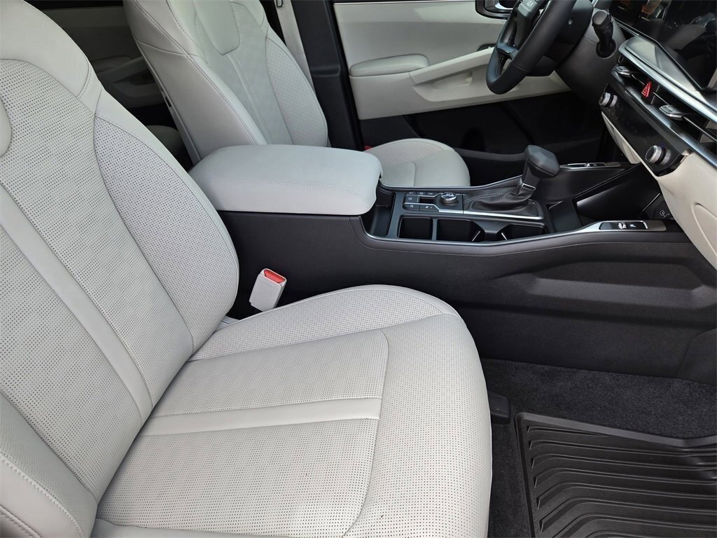 New 2026 Kia Sorento S w/ S Panoramic Sunroof Package image 11