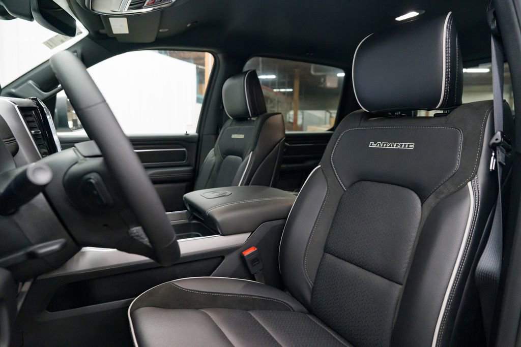 New 2026 RAM 1500 Laramie w/ Sport Appearance Package image 24
