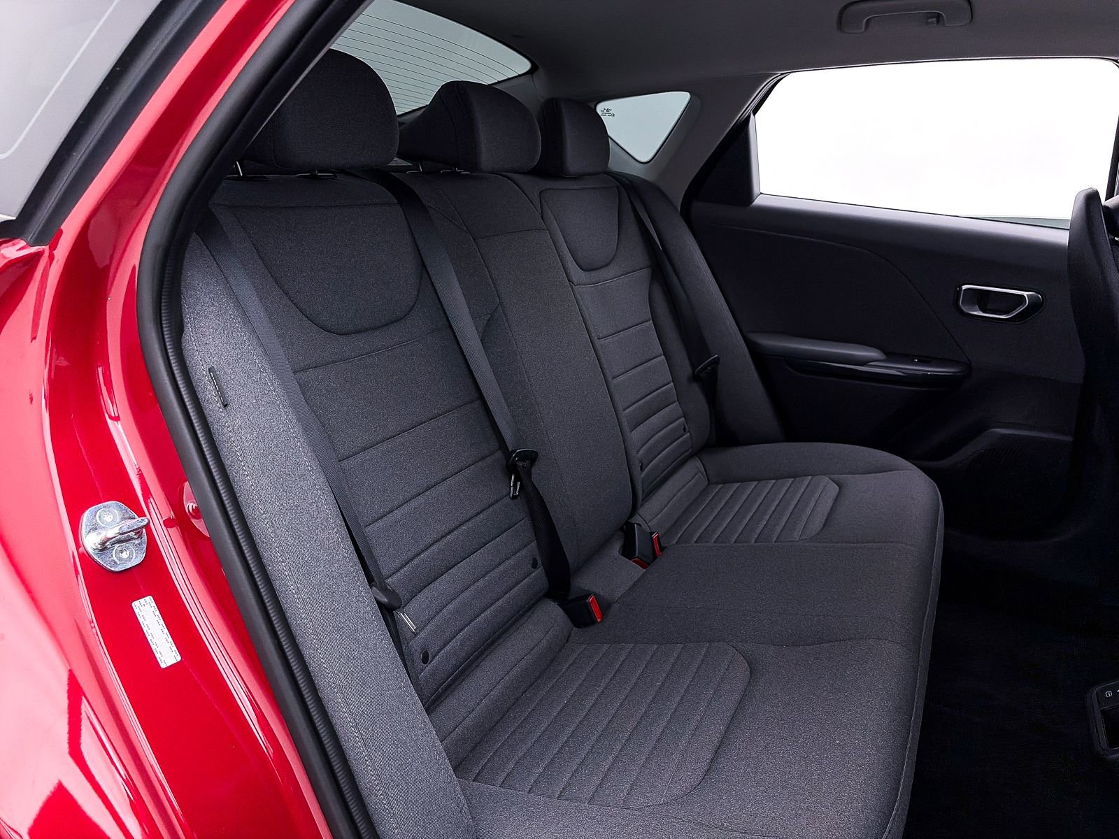 Certified 2025 Kia K4 EX image 35