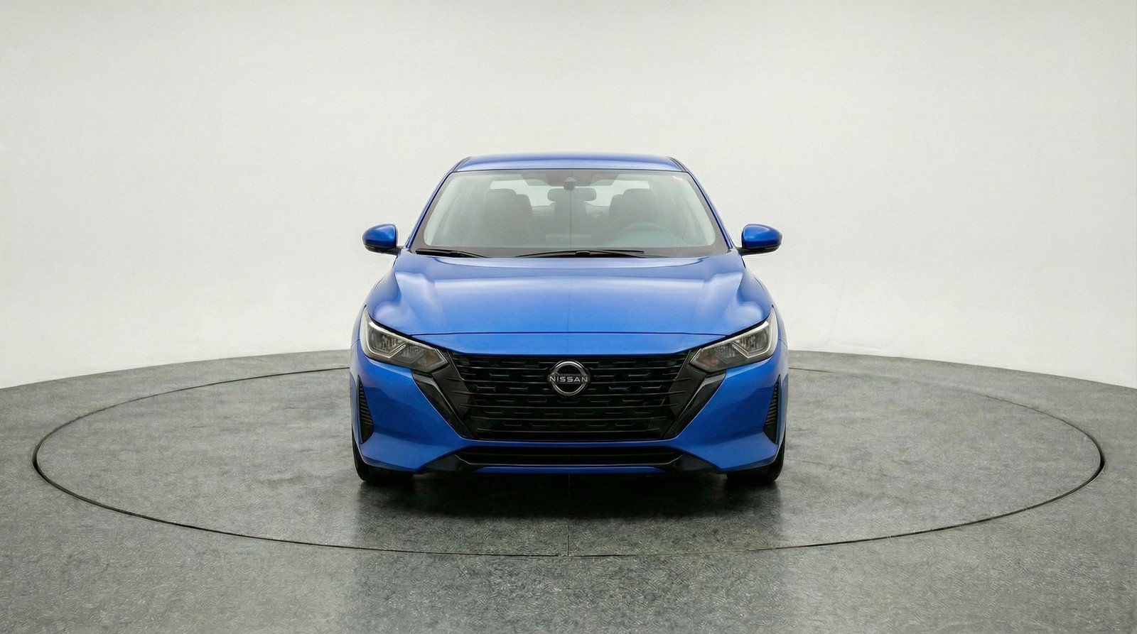 Used 2025 Nissan Sentra SV image 2