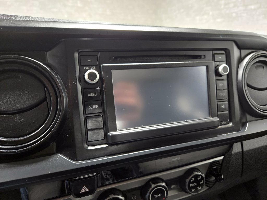 Used 2017 Toyota Tacoma SR RWD image 18