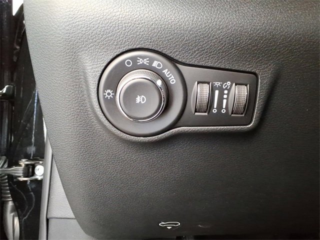 New 2026 Jeep Compass Limited image 15