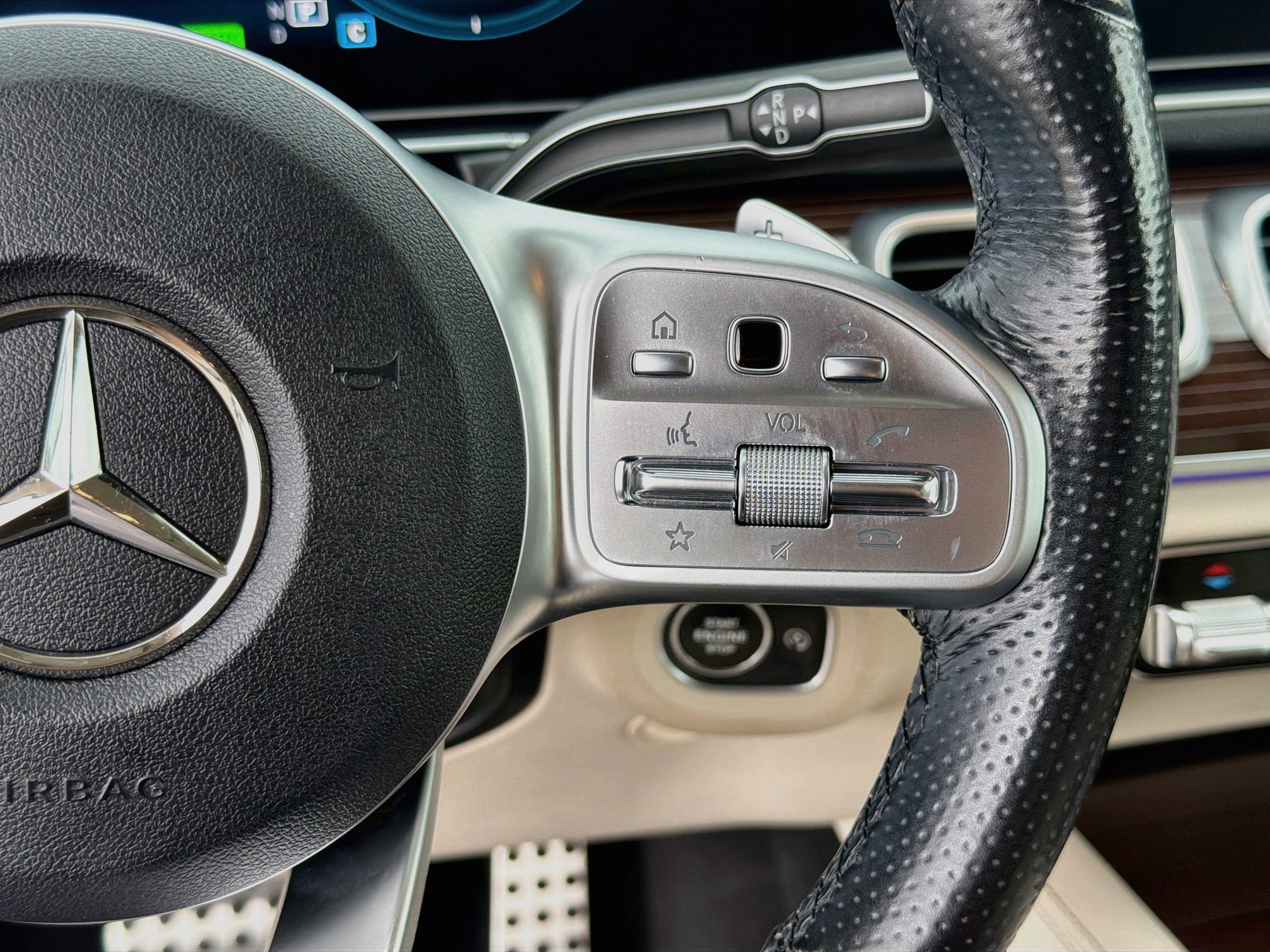 Used 2021 Mercedes-Benz GLS 580 4MATIC image 41