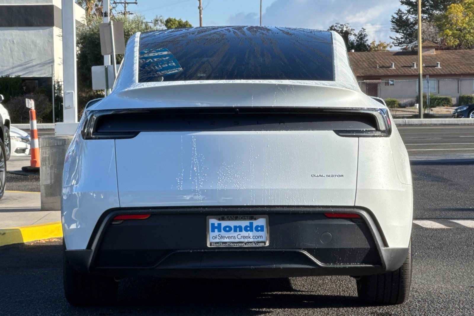Used 2026 Tesla Model Y Long Range AWD/4WD image 10
