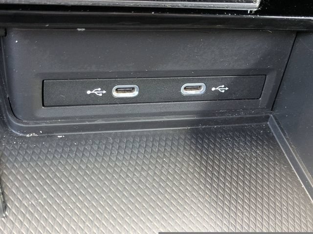 Used 2026 Volkswagen Atlas Cross Sport SE FWD image 25