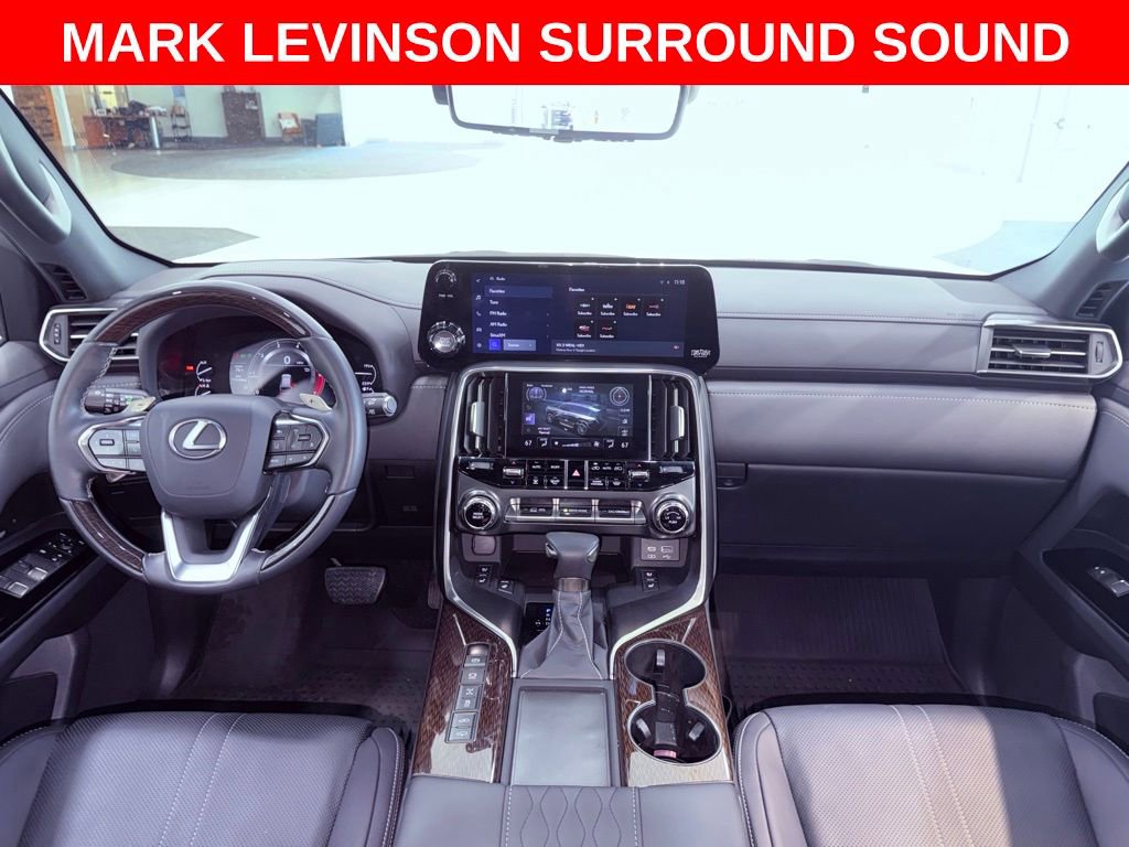 Used 2023 Lexus LX 600 4WD w/ Accessory Package (Z1) image 17
