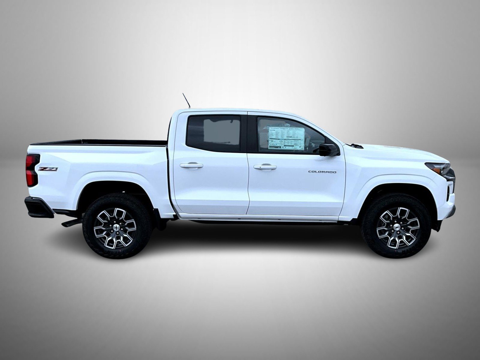 New 2026 Chevrolet Colorado Z71 w/ Technology Package AWD/4WD image 4
