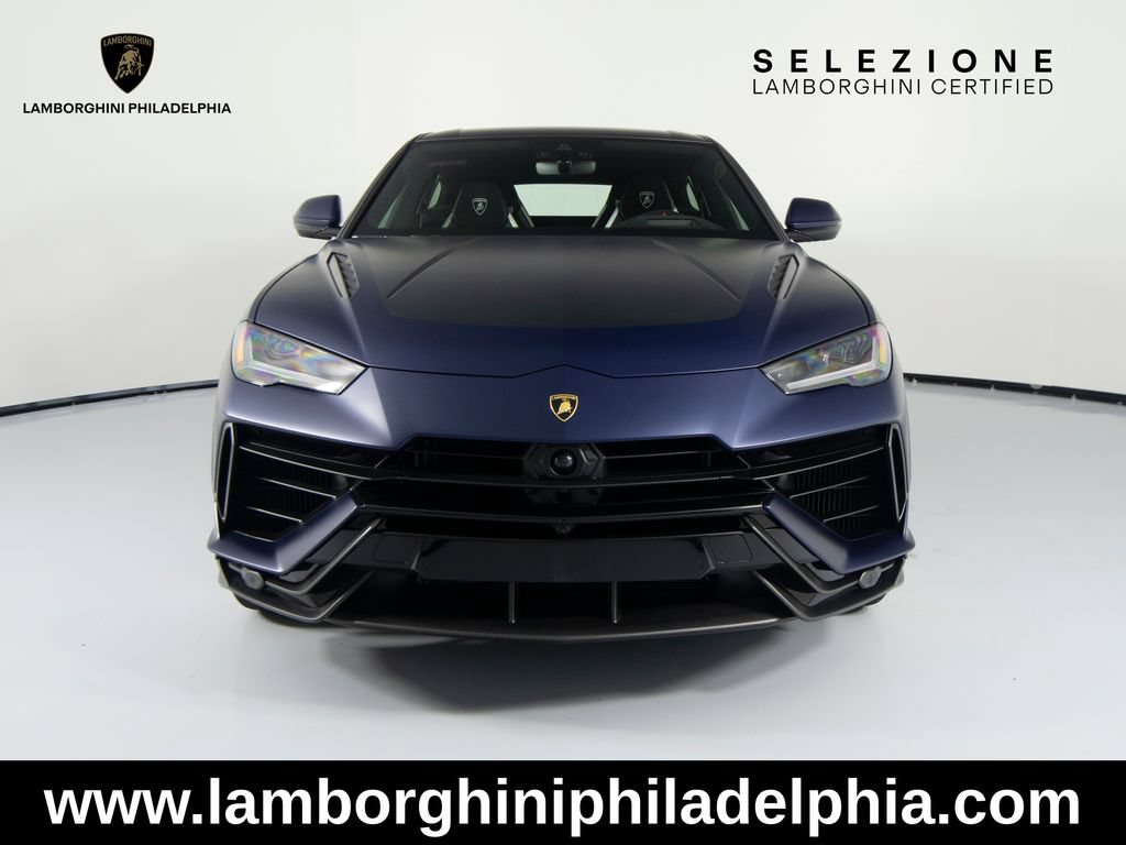 Used 2023 Lamborghini Urus Performante AWD/4WD image 2
