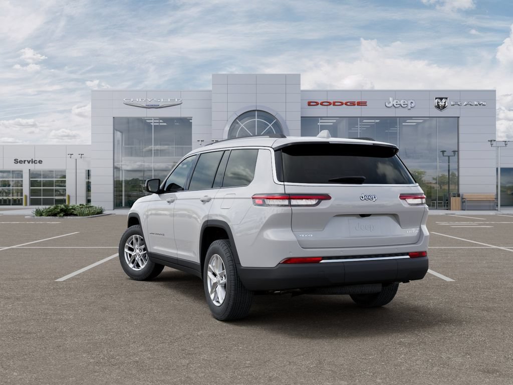 New 2026 Jeep Grand Cherokee L Laredo w/ Trailer Tow Package AWD/4WD image 3