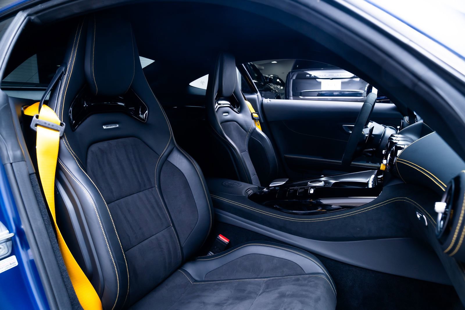 Used 2020 Mercedes-Benz AMG GT R image 20