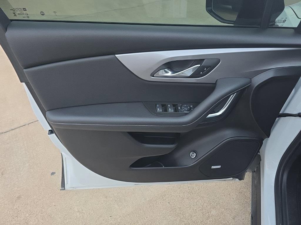 Used 2024 Chevrolet Blazer LT w/ Sound & Technology Package image 11