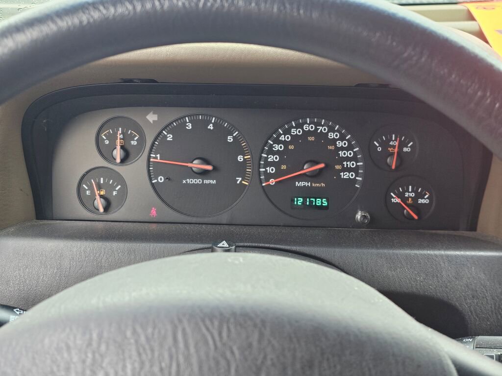 Used 2001 Jeep Grand Cherokee Laredo image 29